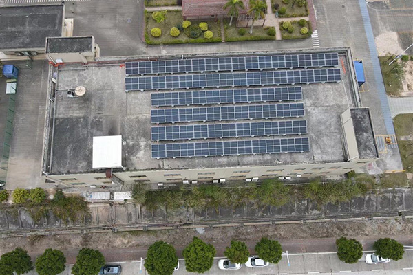Solar-Panel-Roof-Mounting