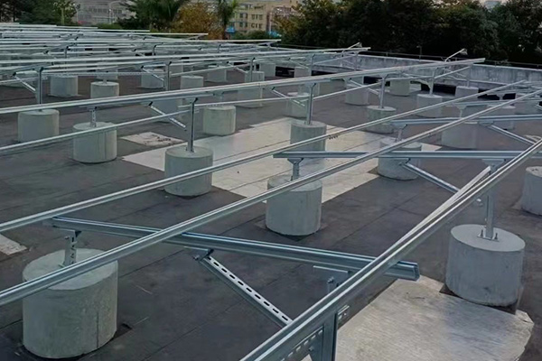 Flat-roof-solar-racking